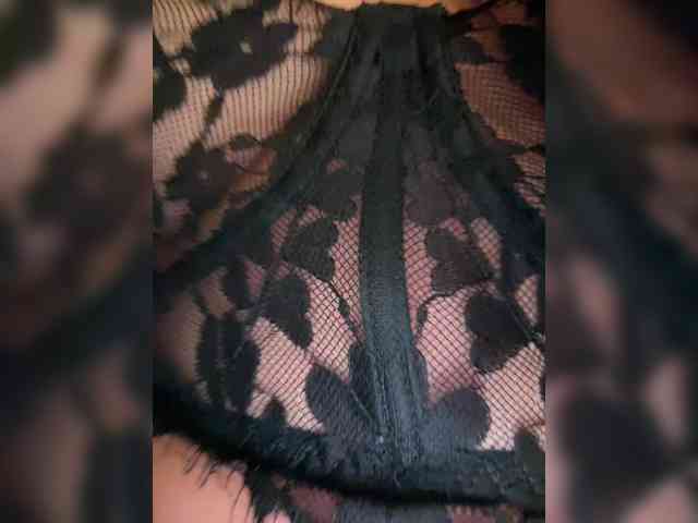 VictoriaFoxxx webcam
