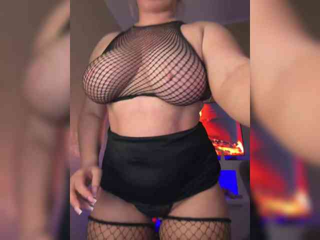 VictoriaFoxxx webcam