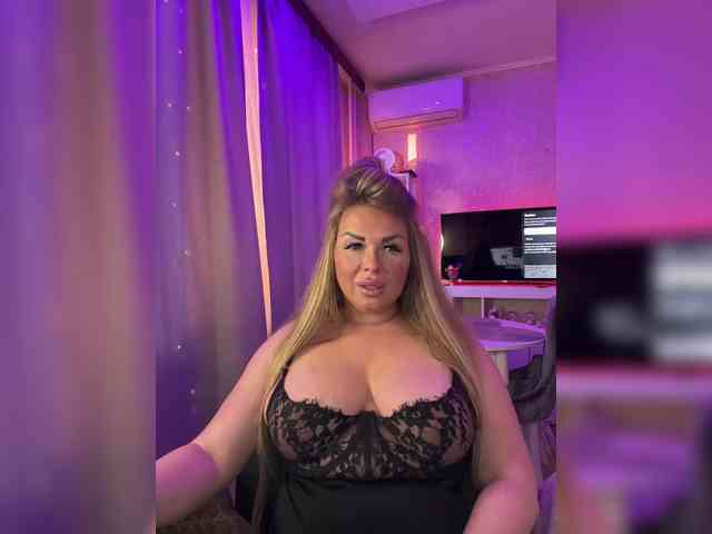 VictoriaFoxxx webcam