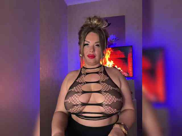 VictoriaFoxxx webcam