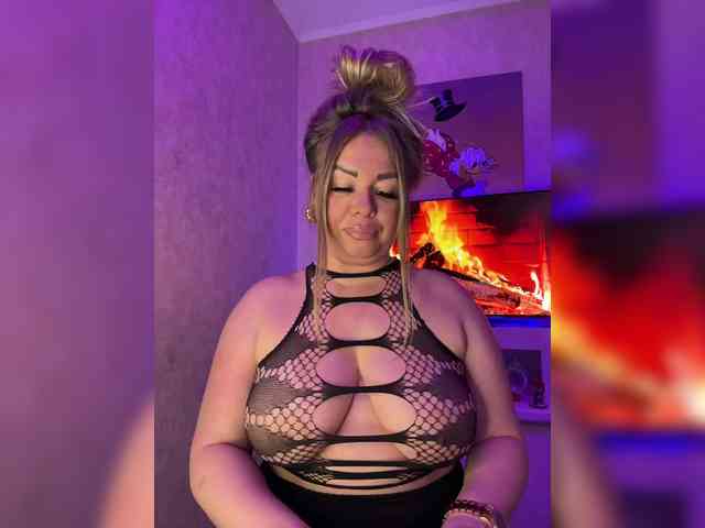 VictoriaFoxxx webcam