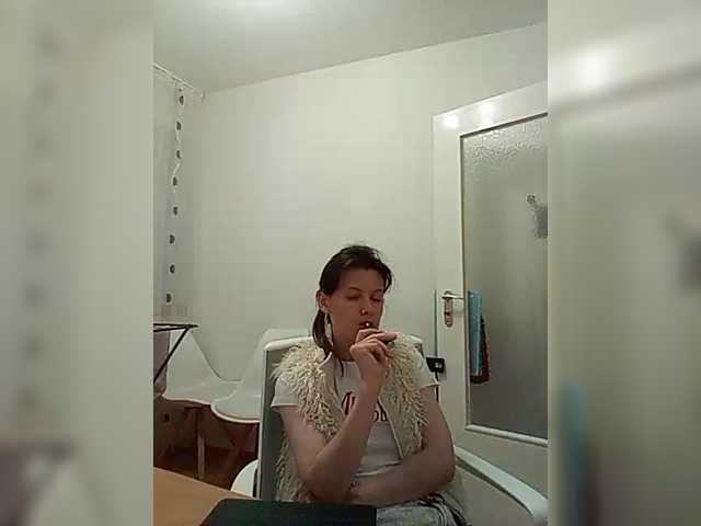  P-A-N-I-K-A chat room