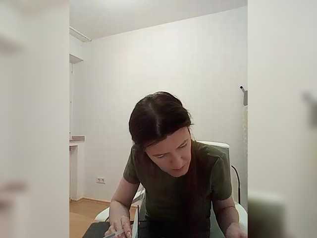 P-A-N-I-K-A's BongaCams show and profile