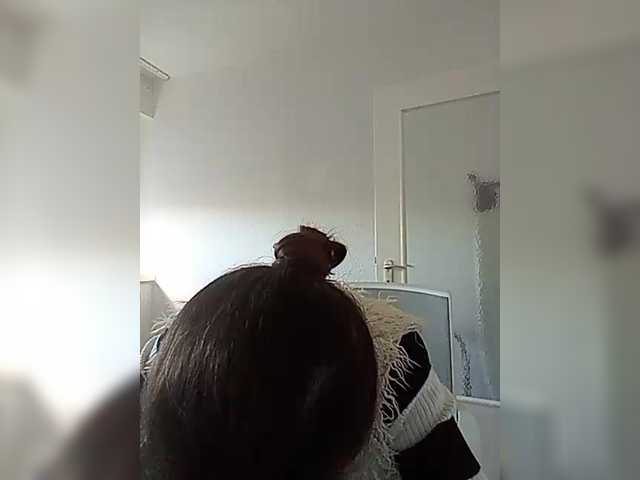 P-A-N-I-K-A's BongaCams show and profile