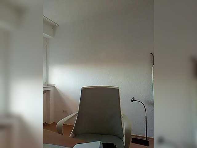 P-A-N-I-K-A's BongaCams show and profile