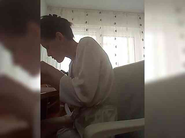 __COVID-19__ webcam