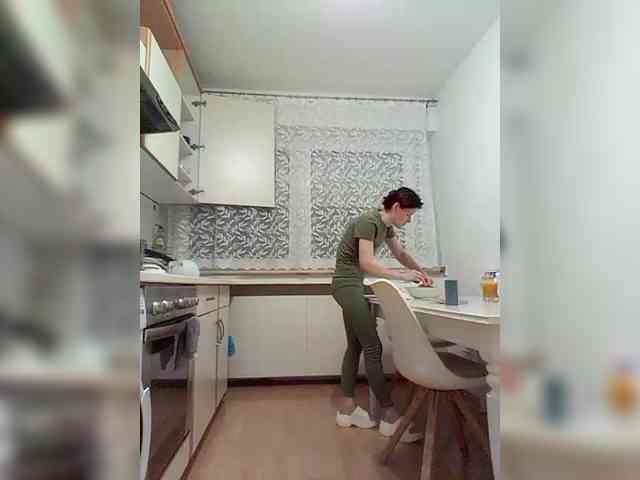 P-A-N-I-K-A P-A-N-I-K-A