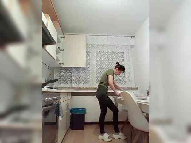 P-A-N-I-K-A P-A-N-I-K-A