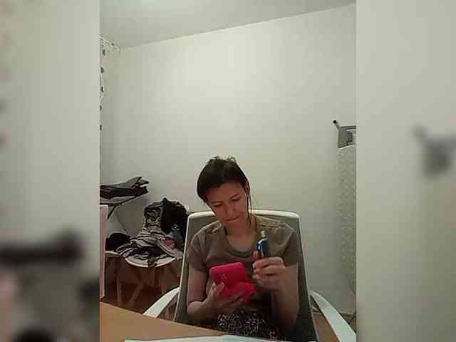__COVID-19__ webcam