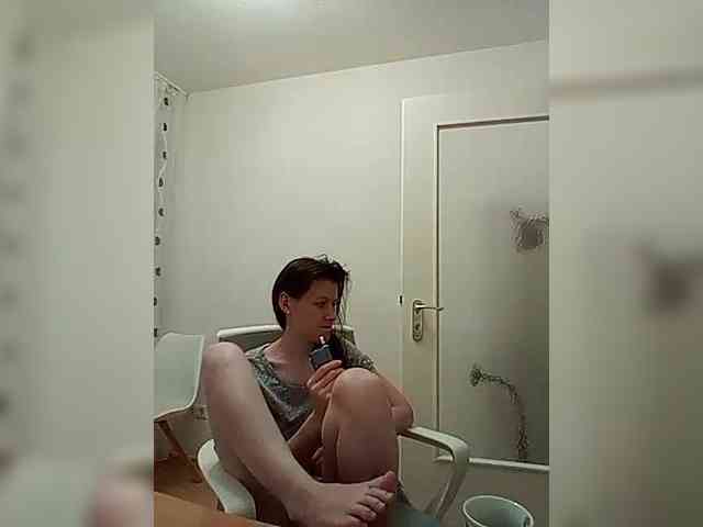 P-A-N-I-K-A P-A-N-I-K-A