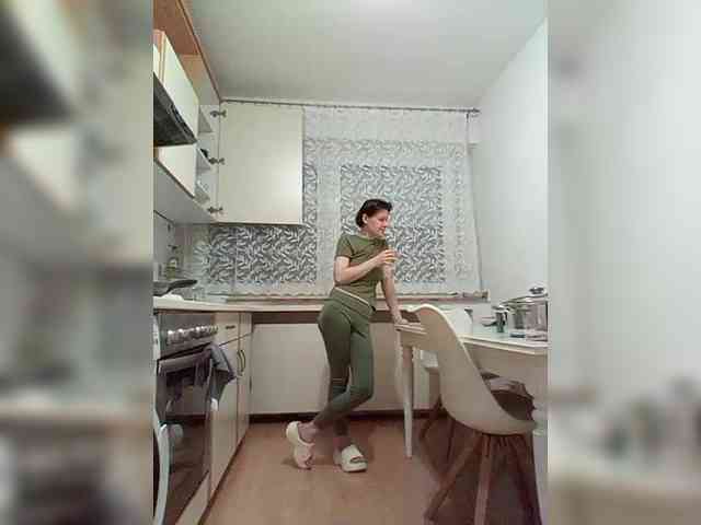 P-A-N-I-K-A P-A-N-I-K-A