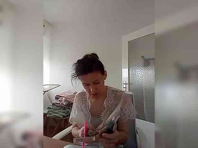 P-A-N-I-K-A P-A-N-I-K-A