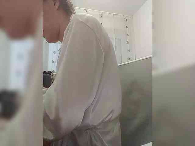 amateur sex cam P-A-N-I-K-A