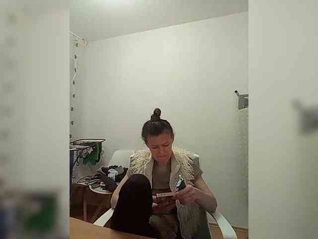__COVID-19__ webcam