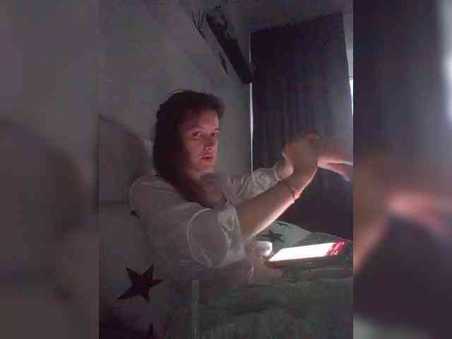 __COVID-19__ webcam