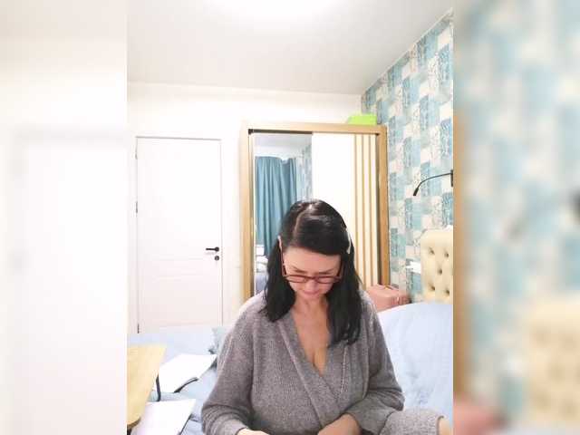 Find-me2's BongaCams show and profile