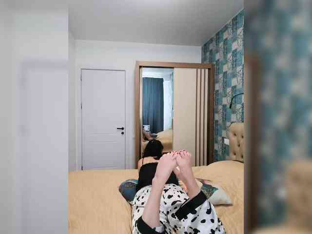 Your_Lilith webcam