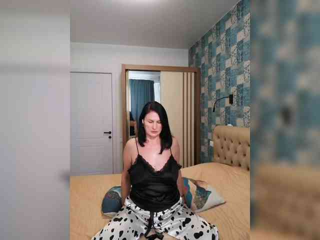 Your_Lilith webcam