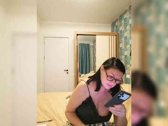 Your_Lilith webcam