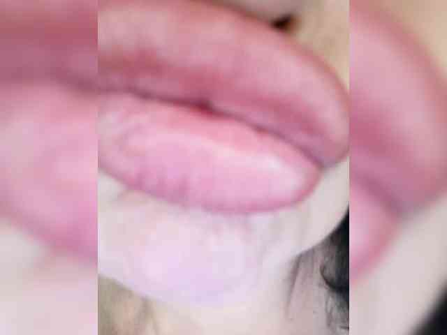 Your_Lilith webcam