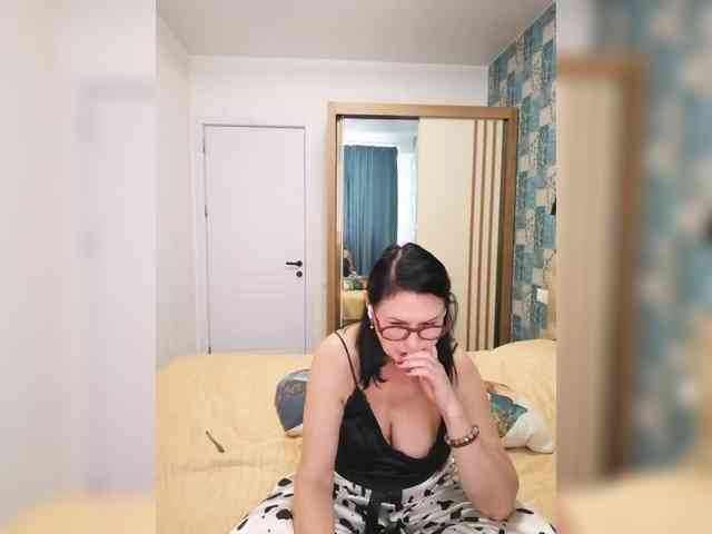 Your_Lilith webcam