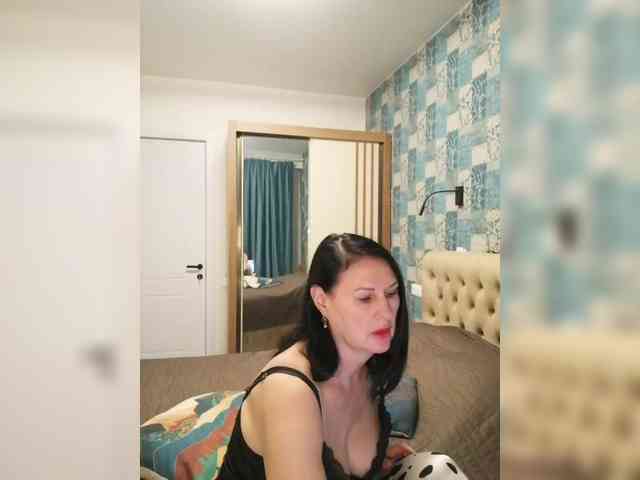 Your_Lilith webcam