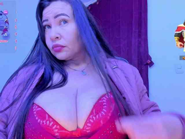 esmeraldamilf webcam