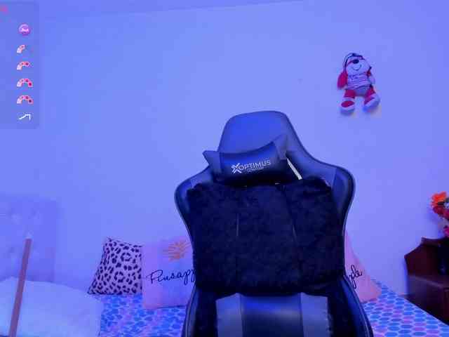 esmeraldamilf webcam