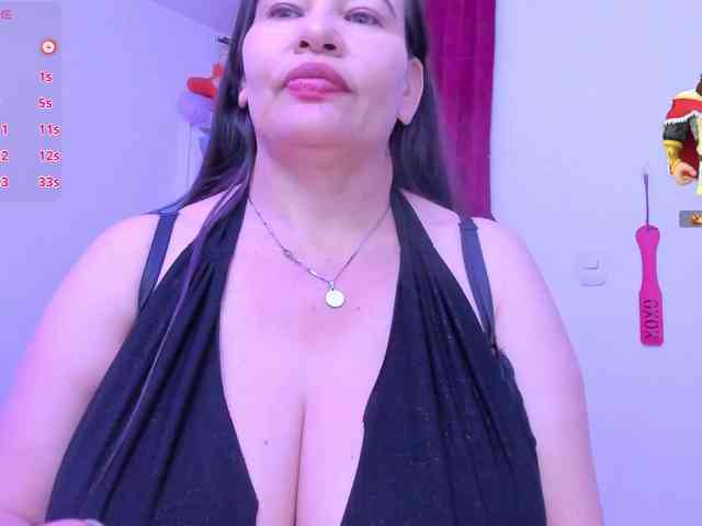 esmeraldamilf webcam