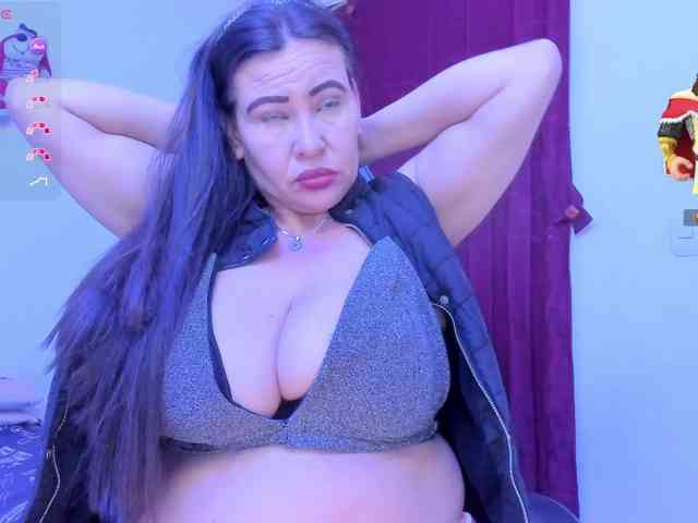 esmeraldamilf webcam