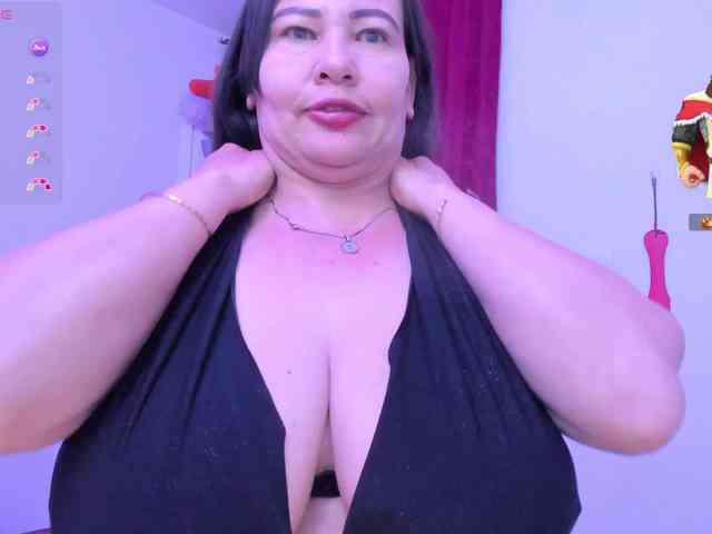 esmeraldamilf webcam