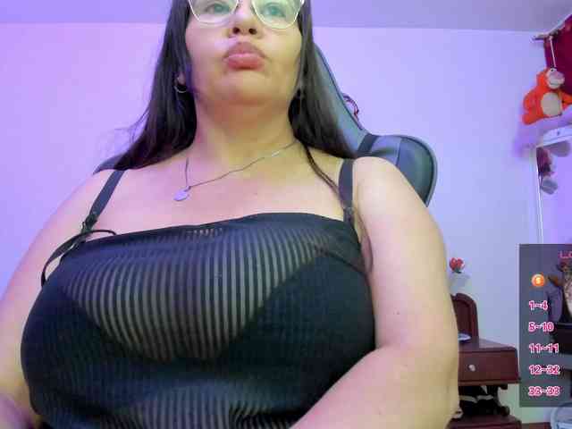 esmeraldamilf webcam