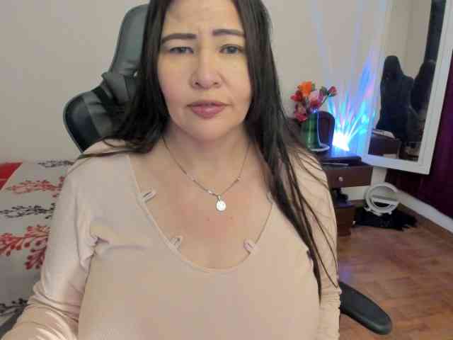 esmeraldamilf esmeraldamilf