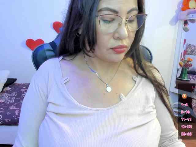 esmeraldamilf webcam