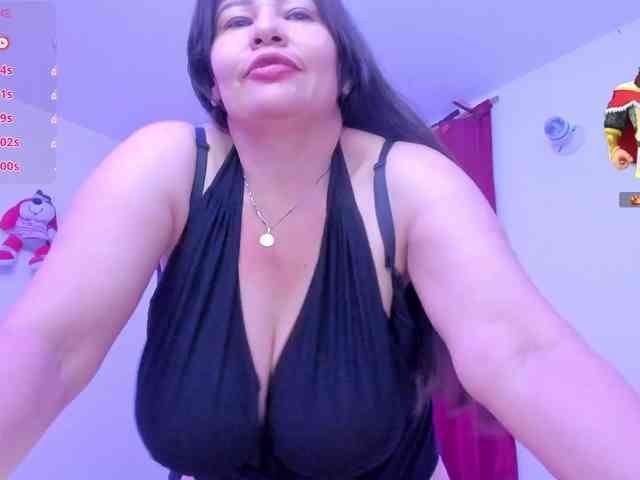 esmeraldamilf webcam