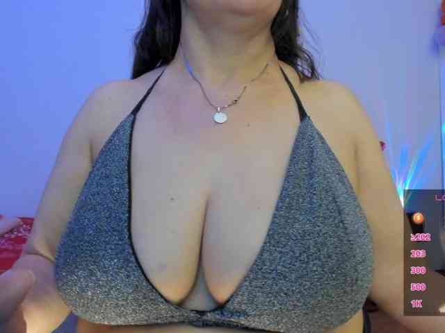 esmeraldamilf esmeraldamilf