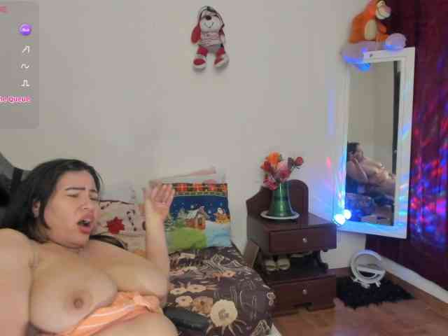 esmeraldamilf webcam