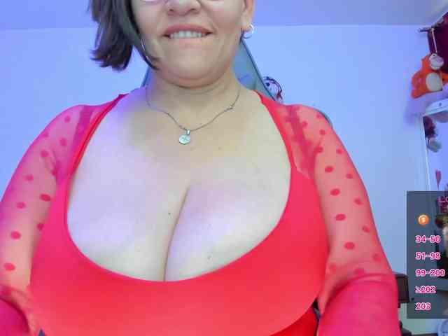 esmeraldamilf webcam