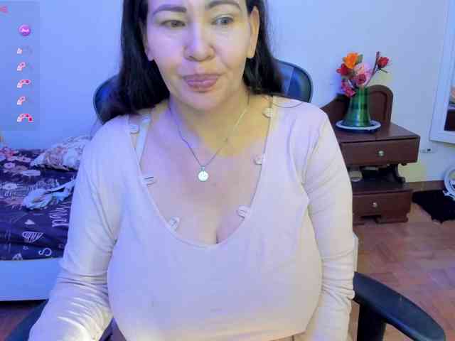 esmeraldamilf webcam