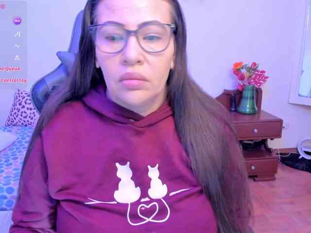 esmeraldamilf webcam