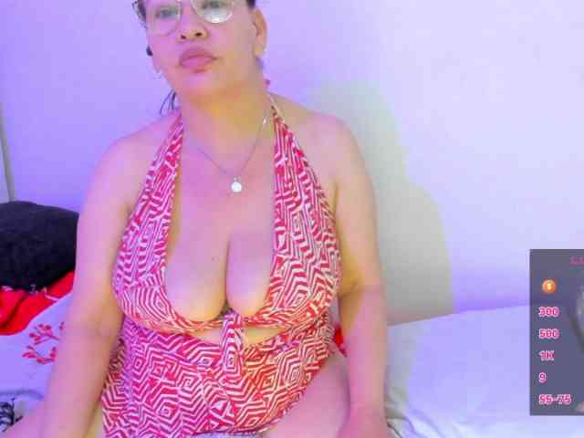 esmeraldamilf webcam