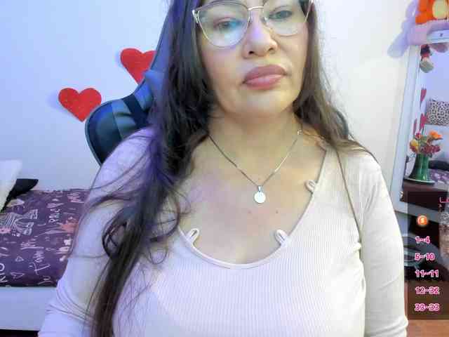 esmeraldamilf webcam