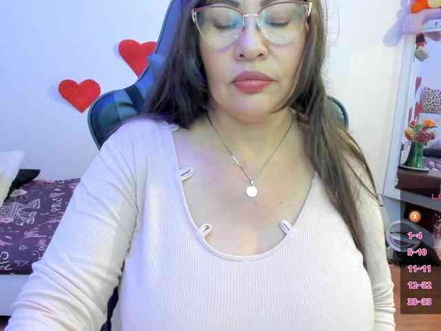 esmeraldamilf webcam