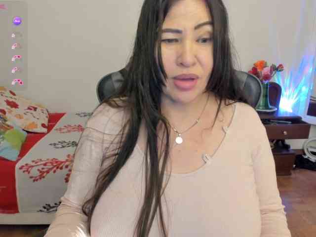 esmeraldamilf esmeraldamilf