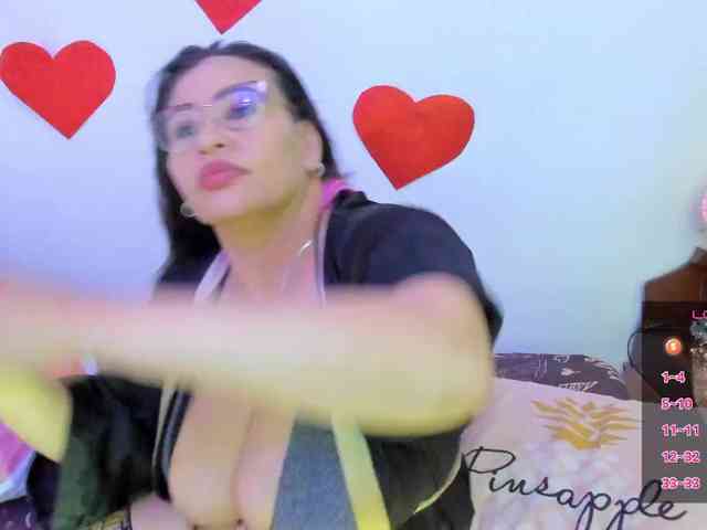 esmeraldamilf webcam