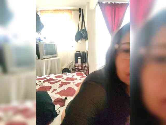 esmeraldamilf webcam