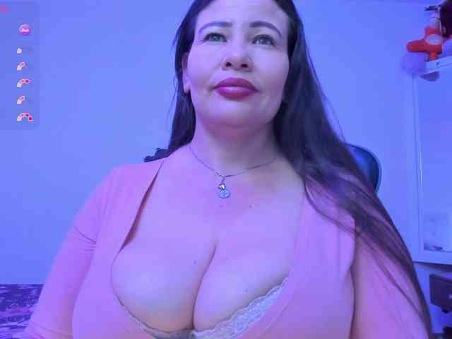 esmeraldamilf webcam