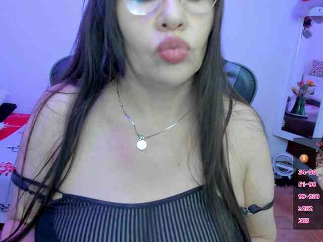 esmeraldamilf webcam