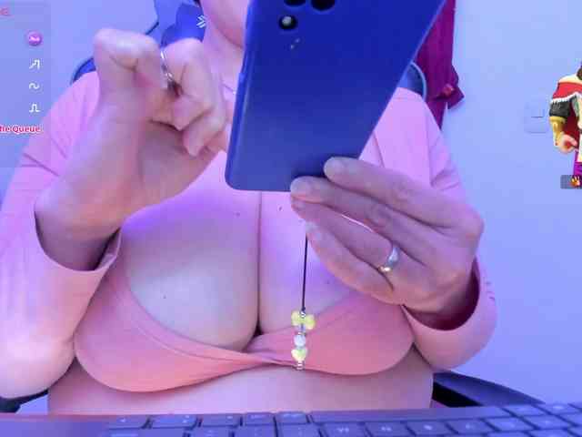 esmeraldamilf webcam