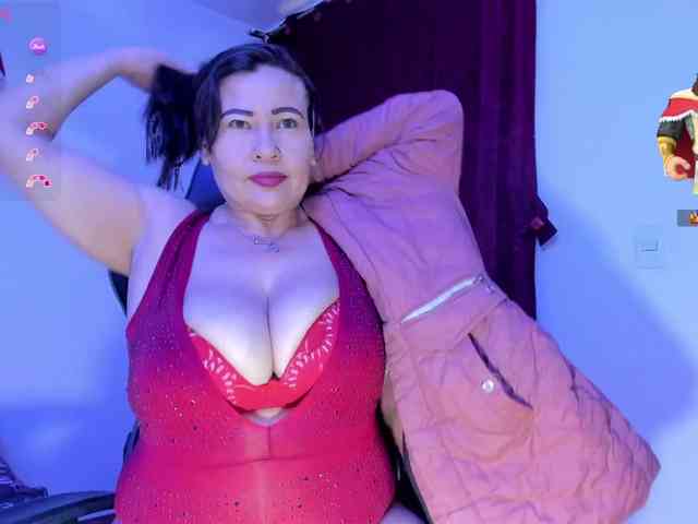 esmeraldamilf webcam